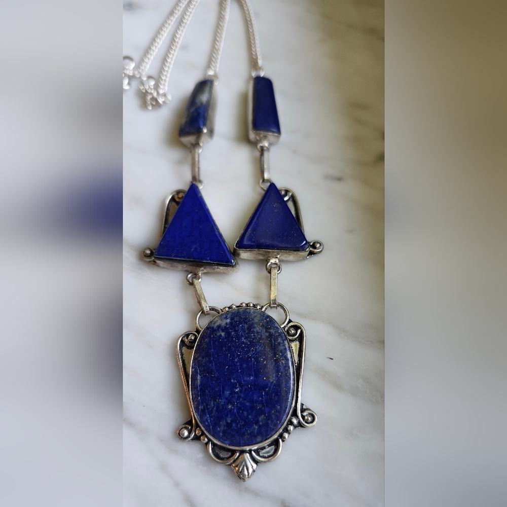 Elegant Large Lapiz Necklace
